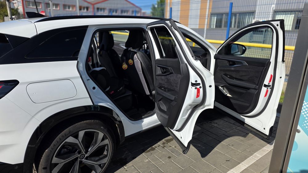 Renault Austral 200cp hybrid iconic esprit alpine