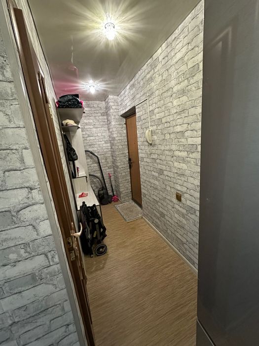 Продам 2 комнатную квартиру