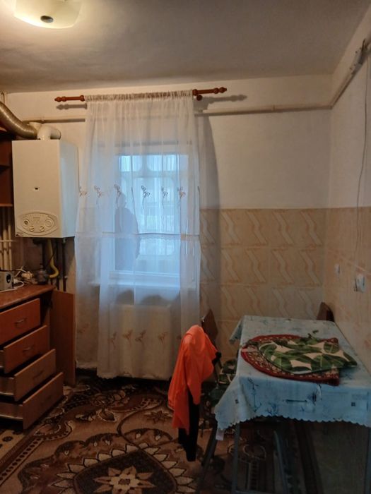 Inchiriez apartament 2 camere decomandat