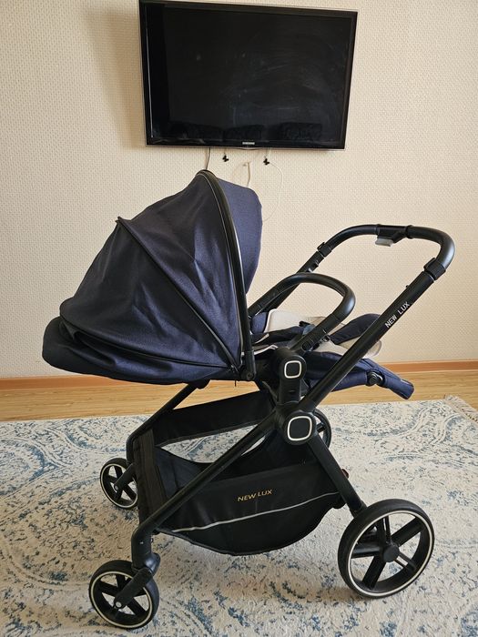 Продам детскую коляску