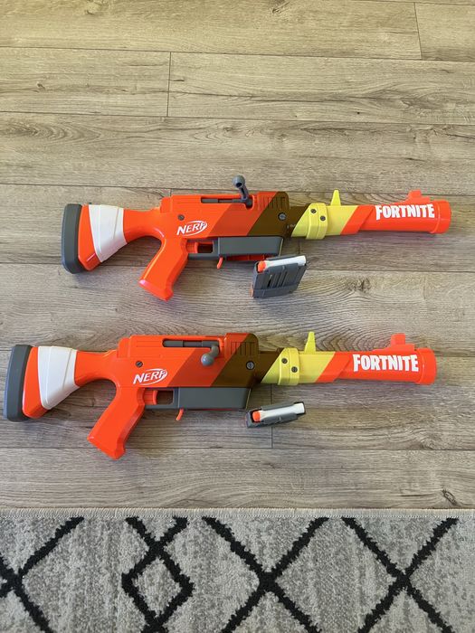Vand 2 pusti de jucarie la pret de una tip Blaster Nerf Fortnite - HR, 6 proiectile + un set de proiectile