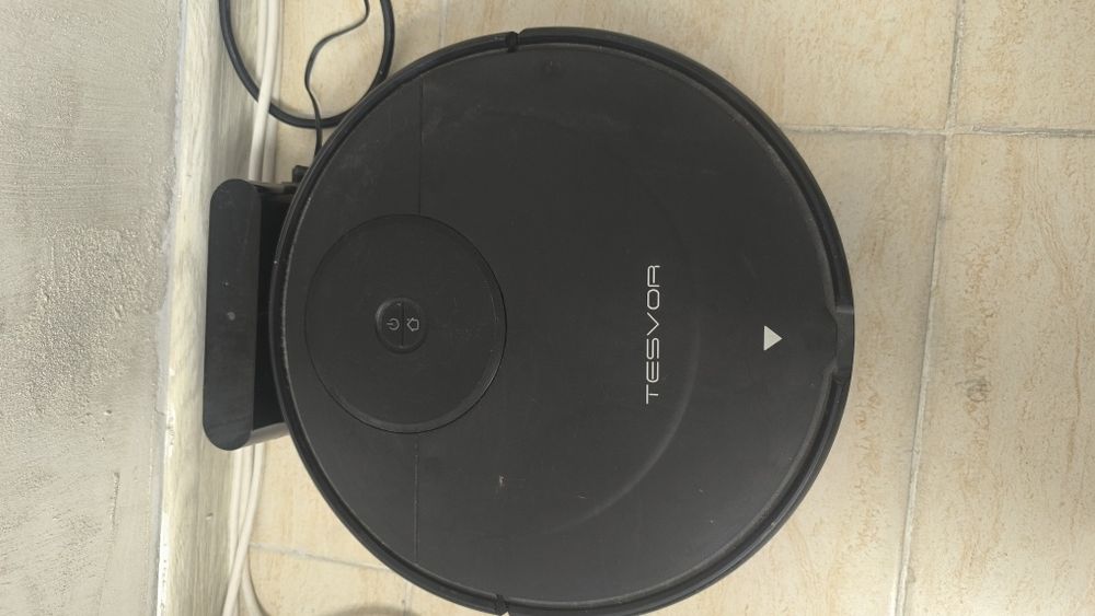 Робот-пылесос tesvor A1