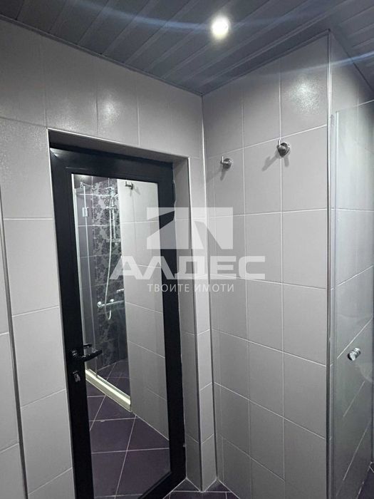 Продава се обзаведен двустаен ап. в кв. Витоша!