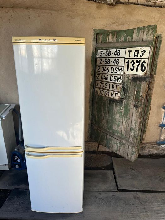 Холодильник самсунг б/у
