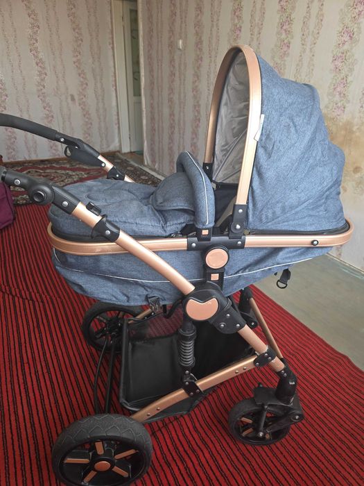 Продается коляска