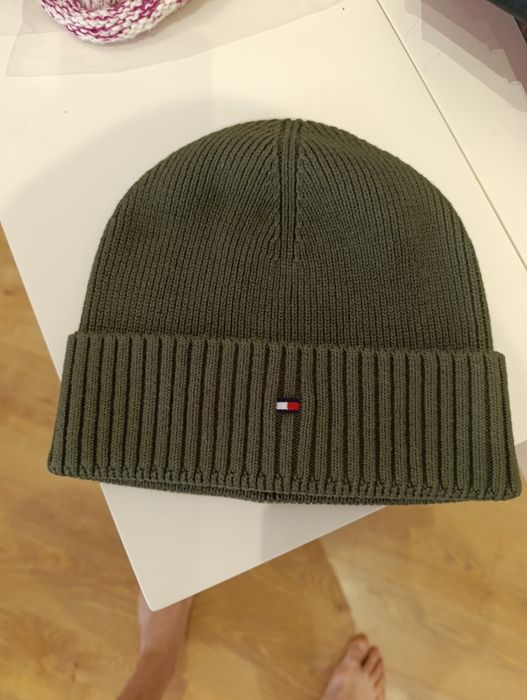 Продам шапку Tommy Hilfiger