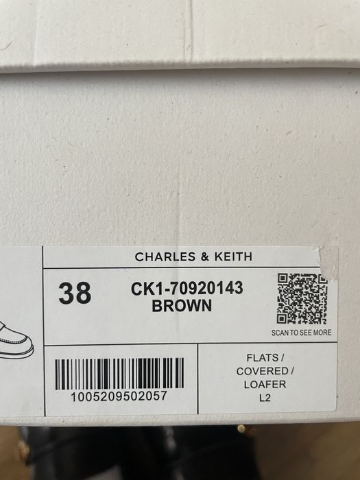 Лоферы Charles & Keith