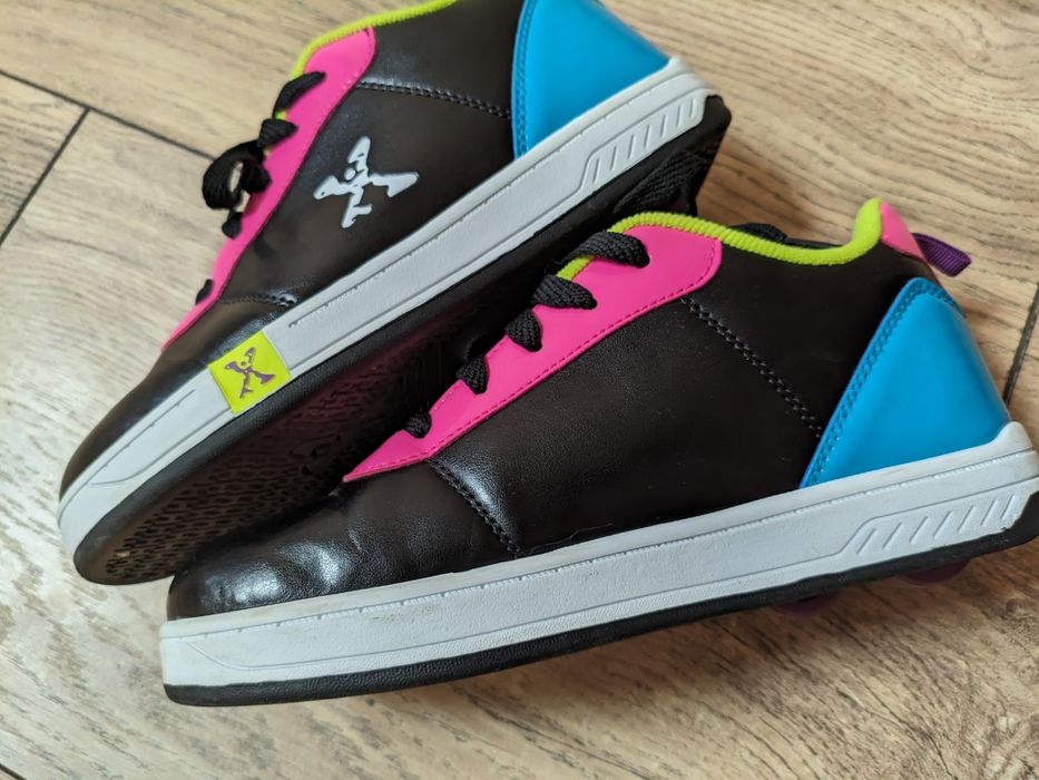 Детски маратонки с колелца