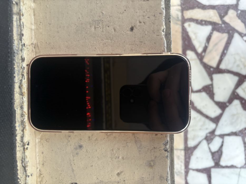 Vand sau schimb Iphone 17 pro orange