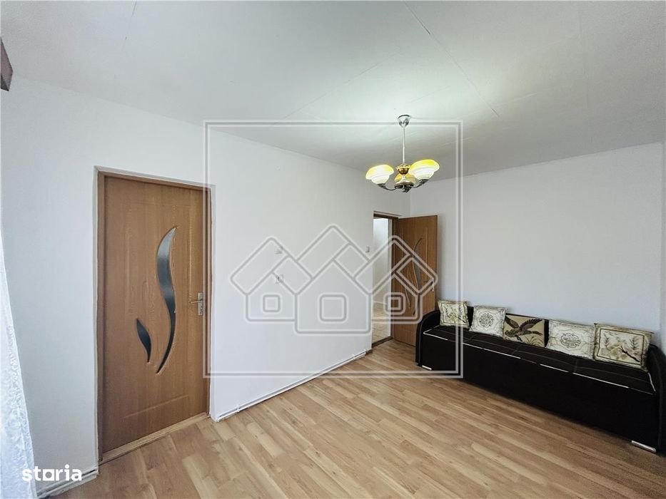 Apartament cu 2 camere, 43 mp utili - Zona Tiglari