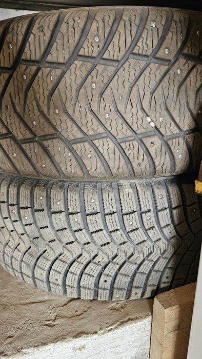 285 50 R20 Диски с Шинами (шипы)