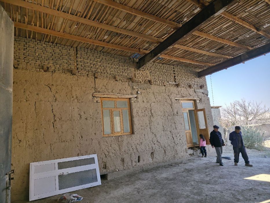 Ер ховли участка срочно сотилади ..Каттакургон Шахардан  15 сотихлик .