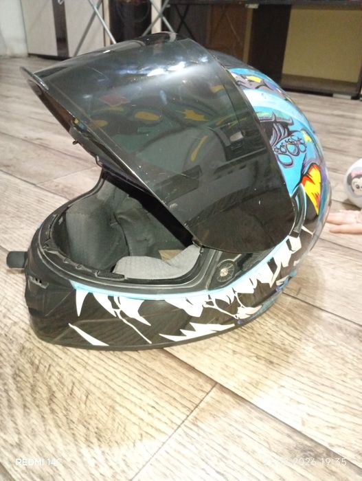 Шлем безопасности