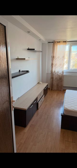 Închiriez garsonieră în Tiglina 1