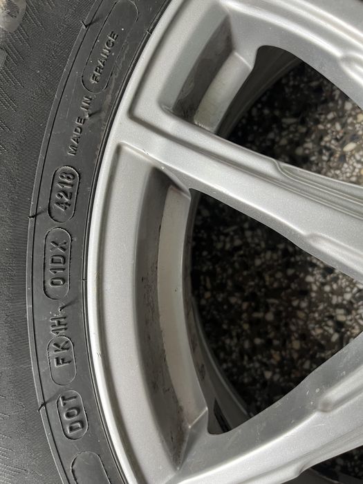 Джанти 7Jx17H2 с летни гуми Мишелин 235/60/17