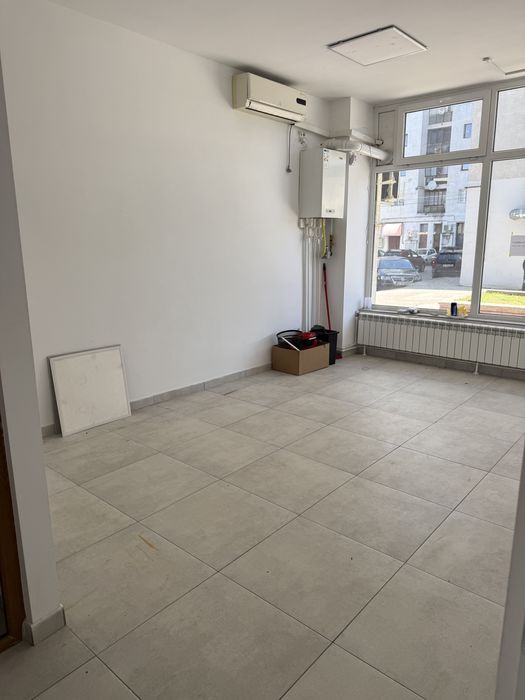 Chirie Spatiu Comercial zona MB
