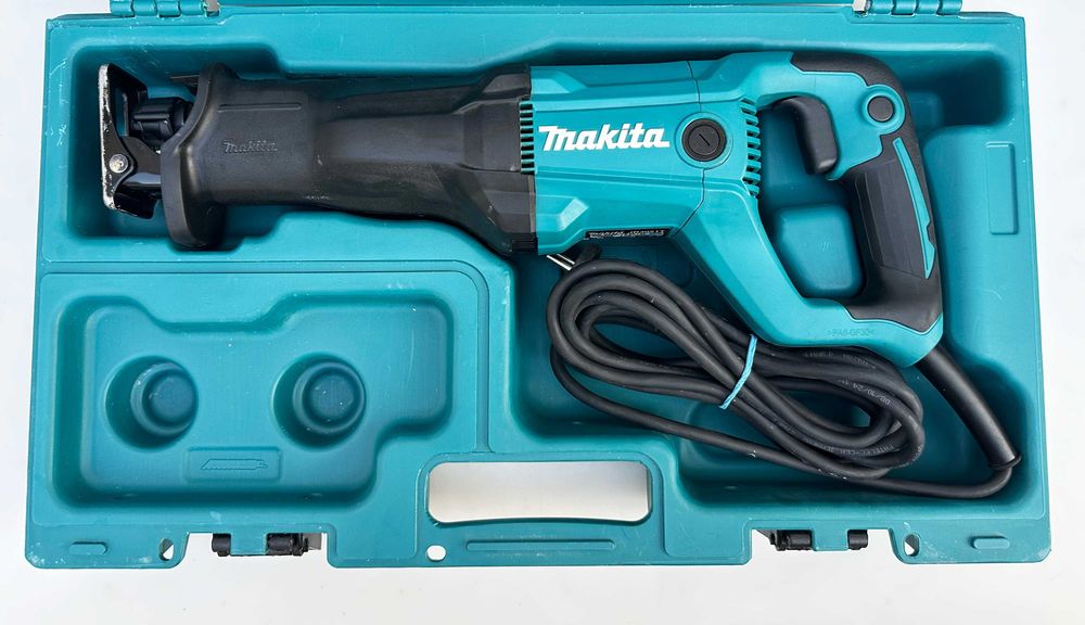 Makita JR3051T - Електрически саблен трион 1200W 2025г неразличим от нов!