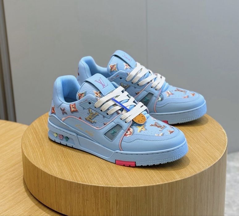 Adidasi Louis Vuitton , calitate premium , pe comanda , noi , 45