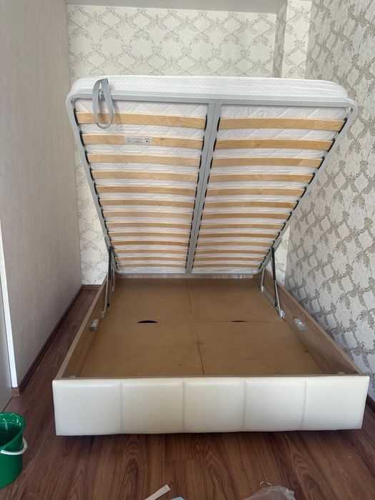 Кровать Аскона в отличном состоянии