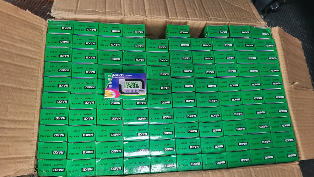 Часы универсальные автомобильные