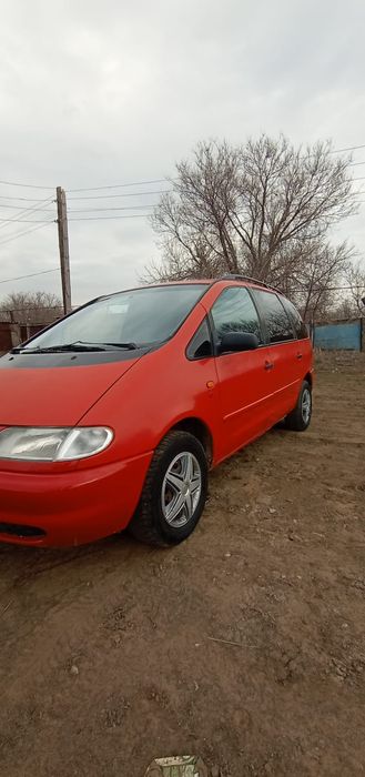 Автомобиль Шаран