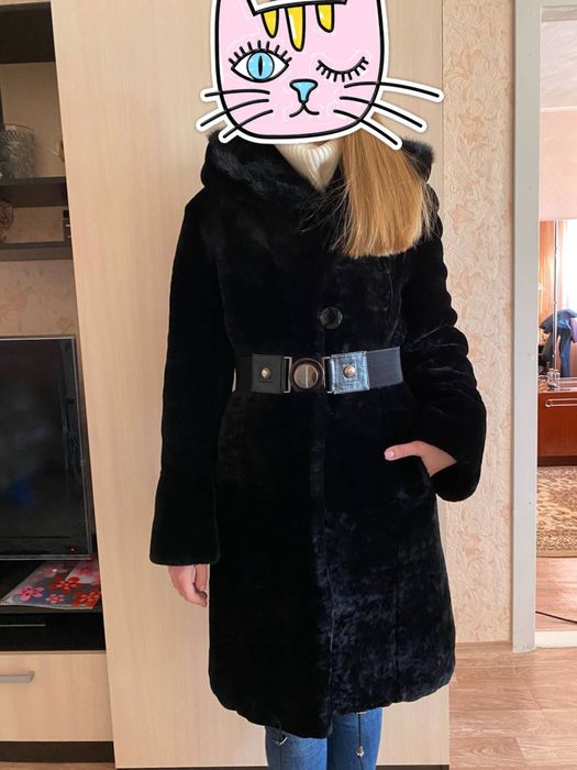 Шуба черная, мутон, размер 42