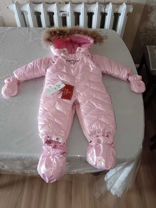 Камбинзон новый на 6-7 месяцев