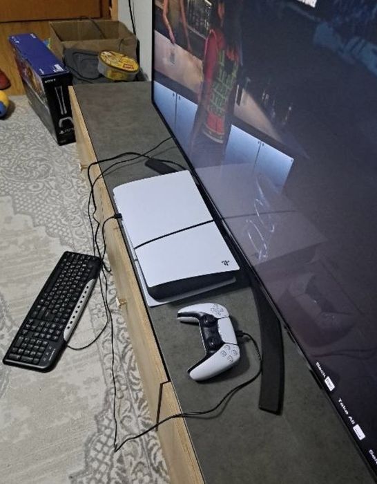 Продам пс5 срочно