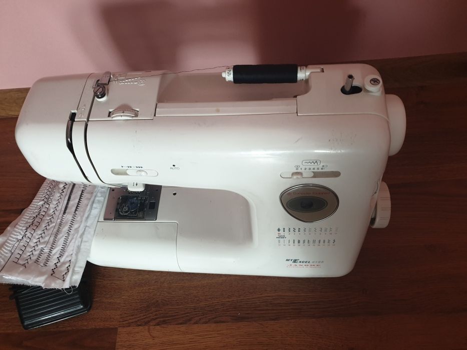 Masina de cusut Janome Japan automată