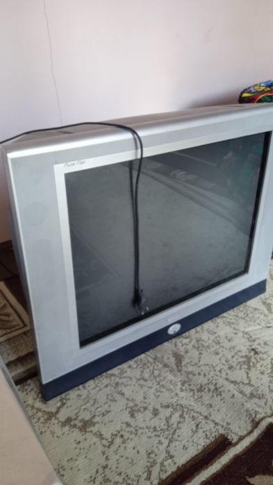 Roison televizor hamma joyi ishlidi narxi 500 ming