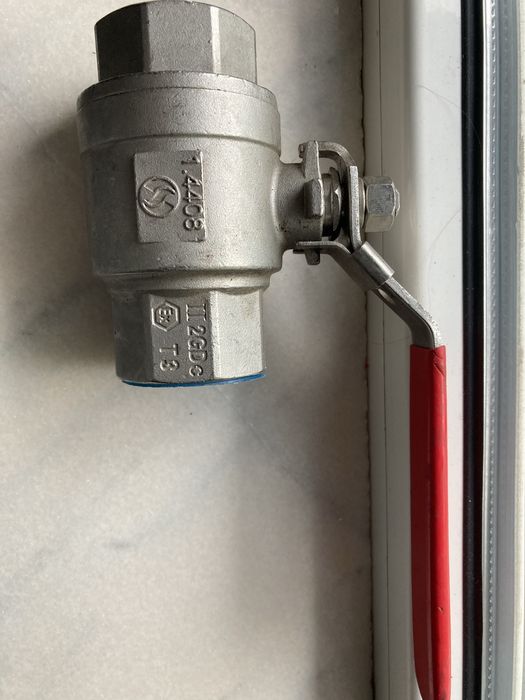 Robinet inox un tol si jumatate