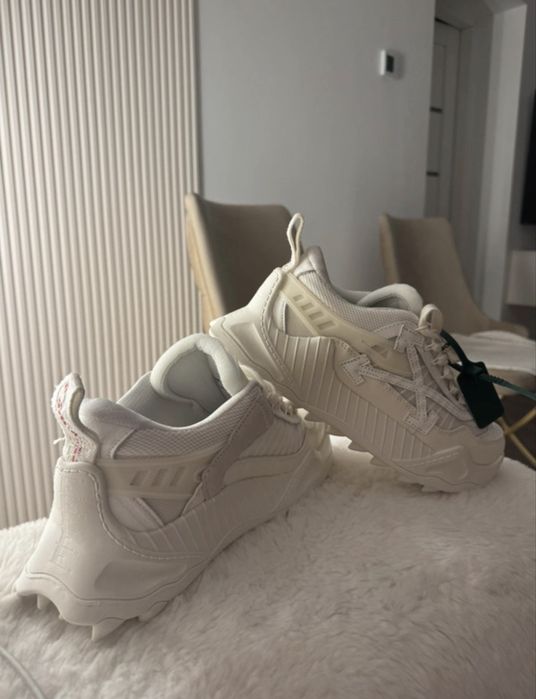 Adidasi Off White Odsy 1000