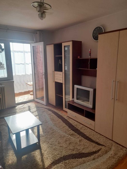 Inchiriez apartament 2 camere
