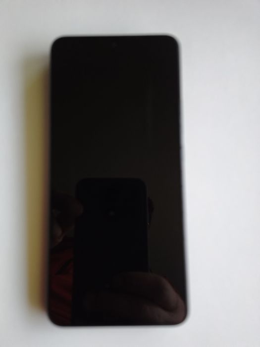 Продавам Xiaomi 13T