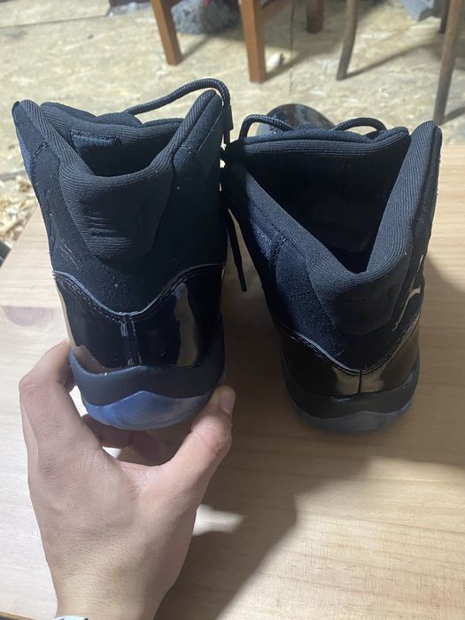 Jordan 11 cap and gown