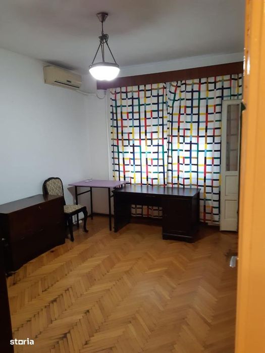 Piata Kogalniceanu- Fac. de Stomatologie- metrou 7 min-bloc mixt