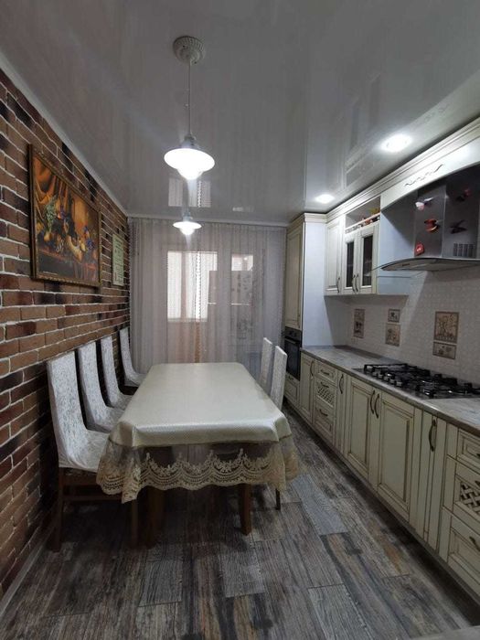 Продаётся 3 комн квартира