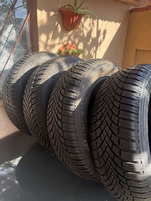 Anvelope Bridgeston M+S de iarna 205/60R16