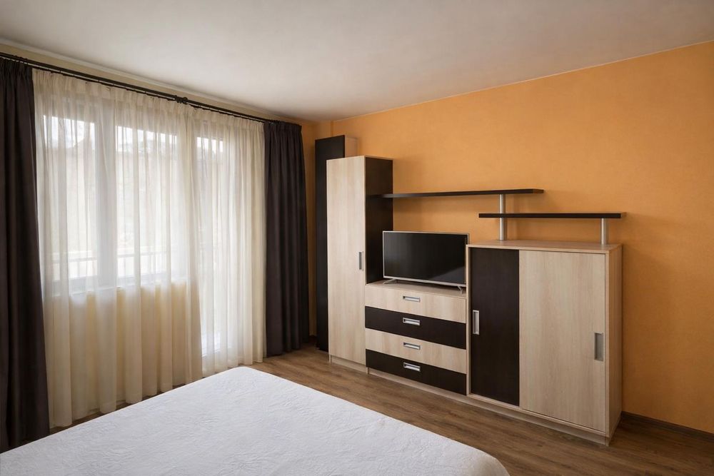 Дава се под наем Двустаен апартамент в София, Хладилника - 75 кв.м за 698.19 € - Снимка #4