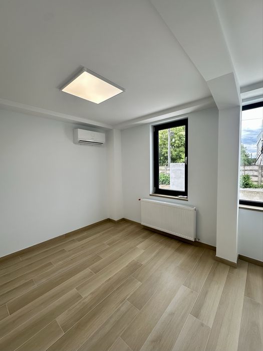 Spațiu showroom 600 mp – vizavi Kaufland – acces TIR, curte privată