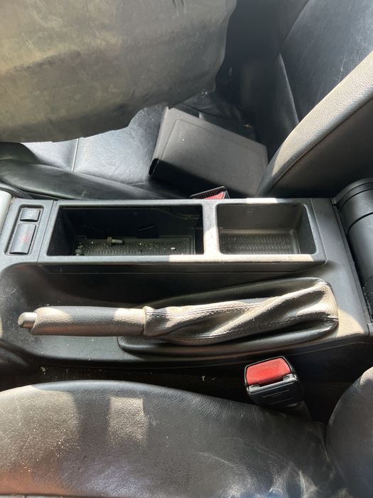 подлакътник эа бмв е46