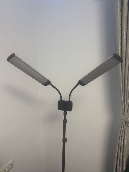 Lampa led pentru gene sau unghii