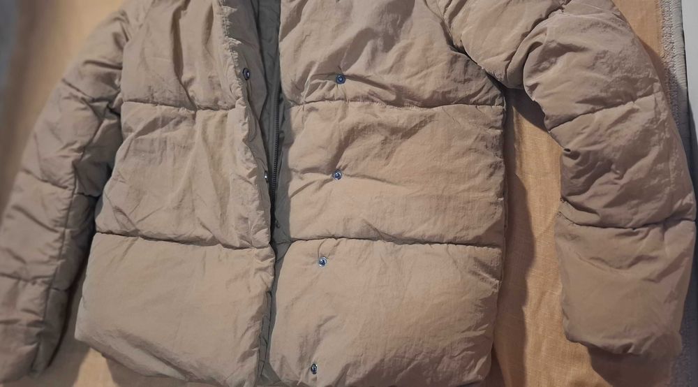 Продавам яке - ОNLY -