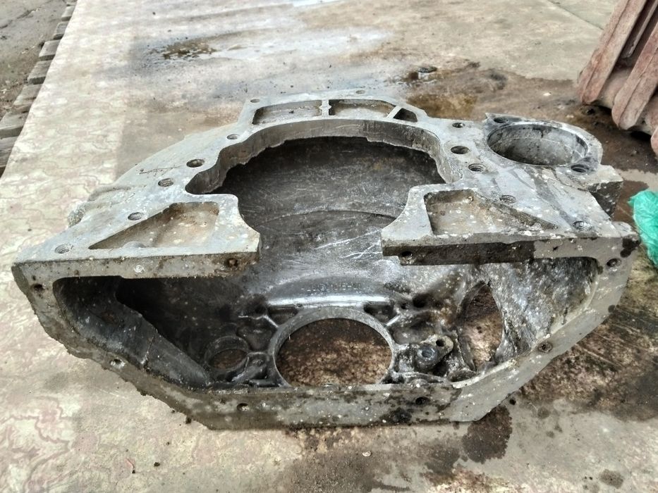 Кожух от уаза 100