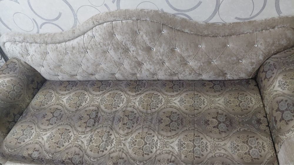 Диван б/у хорошом состояние