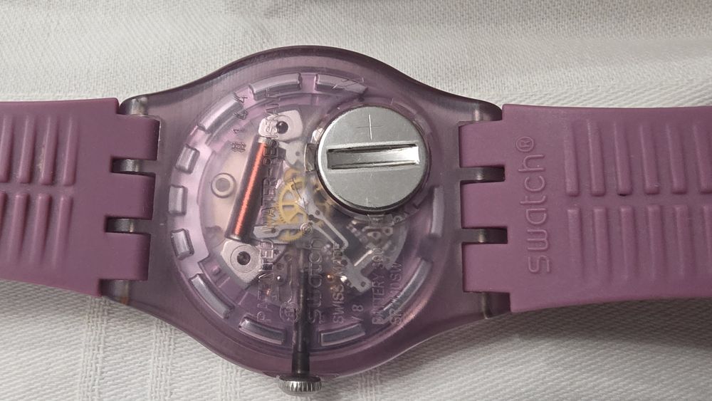 Часовник Swatch Prune Rebel