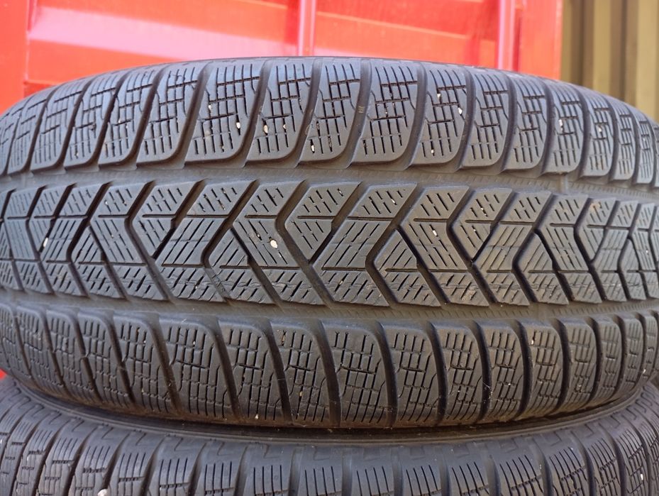 Anvelope 235/55/18 Pirelli