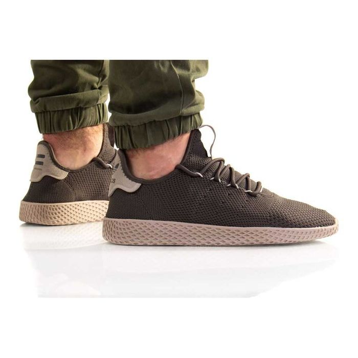 Мъжки маратонки ADIDAS PHARRELL WILLIAMS HU    Оригинални    EU42 2/3