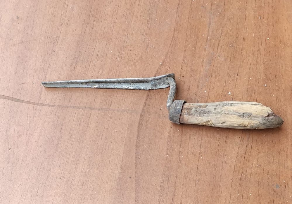 Шпатель Гребёнка мастерок ковш