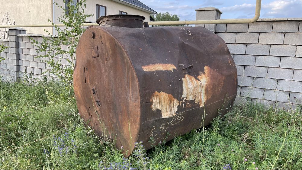 Бочка под воде, торог есть